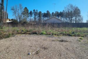 Thumbnail of property #330886153. Click for details