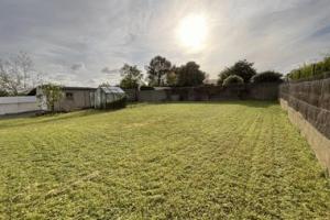 Thumbnail of property #330886303. Click for details