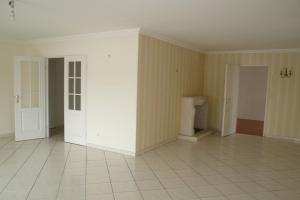 Picture of listing #330892352. Appartment for sale in Cognac