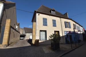 Picture of listing #330893141. Building for sale in Bourbon-Lancy