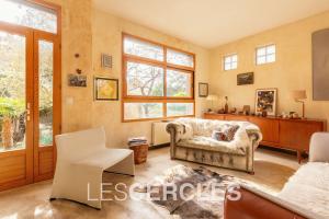 Picture of listing #330893200. Appartment for sale in Croissy-sur-Seine