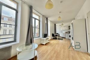 Picture of listing #330897835. Appartment for sale in Lille