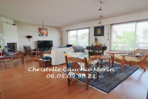 Picture of listing #330901385. Appartment for sale in Pornichet