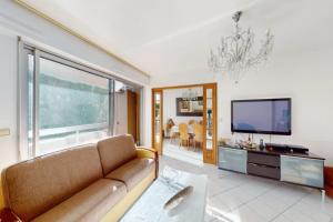 Picture of listing #330901512. Appartment for sale in Paris