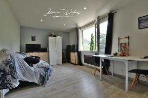 Picture of listing #330901901. Appartment for sale in Espinasses