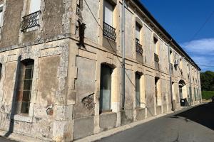 Photo de l'annonce nº 330901921. Bâtiment à vendre sur Lézignan-Corbières