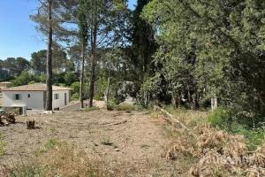 Thumbnail of property #330904072. Click for details