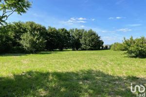 Picture of listing #330905663. Land for sale in Fontenay-le-Comte