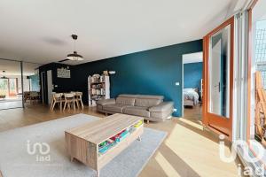 Picture of listing #330909174. Appartment for sale in Issy-les-Moulineaux