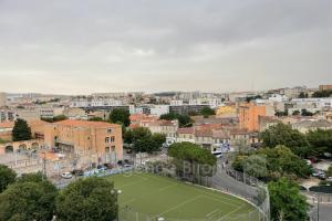 Picture of listing #330926522. Appartment for sale in Marseille