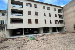 Picture of listing #330927372. Appartment for sale in Carpentras