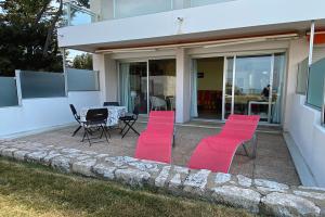 Picture of listing #330933288. Appartment for sale in Royan