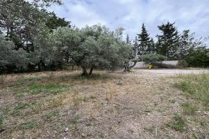 Picture of listing #330940669.  for sale in Gignac-la-Nerthe