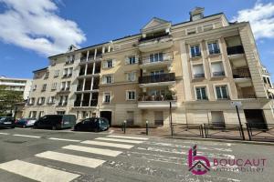 Picture of listing #330942022. Appartment for sale in Le Plessis-Robinson
