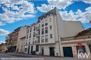 Picture of listing #330947959. Appartment for sale in Le Vésinet