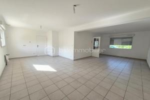 Thumbnail of property #330949176. Click for details
