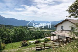 Picture of listing #330950205. House for sale in Puy-Saint-Eusèbe