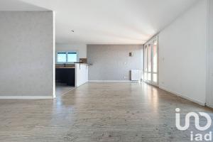 Picture of listing #330953758. Appartment for sale in Blagnac