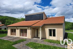 Picture of listing #330954497. House for sale in Lavoûte-sur-Loire