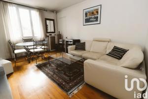 Picture of listing #330955406. Appartment for sale in Issy-les-Moulineaux