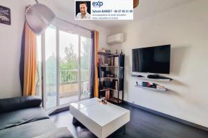 Picture of listing #330955639. Appartment for sale in Toulon