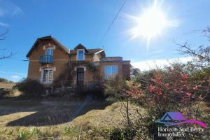 Thumbnail of property #330960569. Click for details