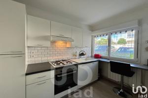 Picture of listing #330965170. Appartment for sale in Royan