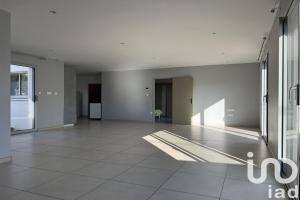 Thumbnail of property #330965598. Click for details