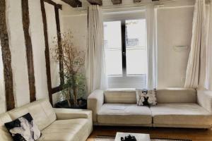 Picture of listing #330966373. Appartment for sale in Paris
