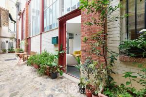 Picture of listing #330991387. Appartment for sale in Paris