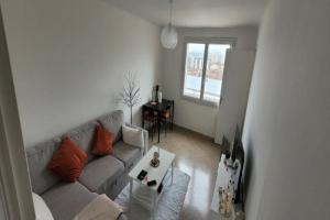 Picture of listing #330994242. Appartment for sale in Marseille
