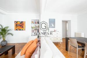 Picture of listing #330994843. Appartment for sale in Paris