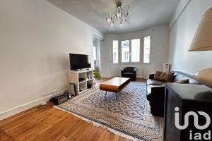 Picture of listing #330995790. Appartment for sale in Paris