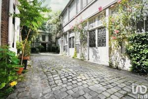 Picture of listing #330995836. Appartment for sale in Paris
