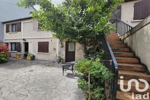 Picture of listing #330996971. Building for sale in La Courneuve