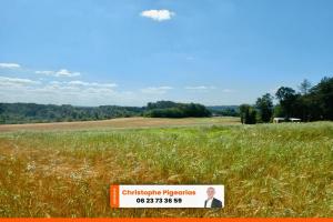 Picture of listing #330997992. Land for sale in Bassillac