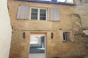 Picture of listing #330998471. House for sale in Montignac