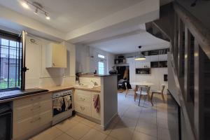 Picture of listing #330999466. Appartment for sale in Paris