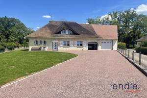 Photo de l'annonce nº 331000543. Maison à vendre sur Cosne-d'Allier
