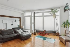 Picture of listing #331010000. Appartment for sale in Paris