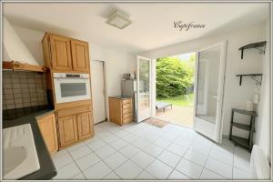 Thumbnail of property #331010786. Click for details