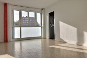 Picture of listing #331012439. Appartment for sale in Saint-Denis
