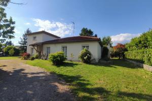 Picture of listing #331013249. House for sale in Virazeil