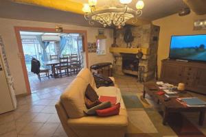 Picture of listing #331017566. House for sale in Le Pontet