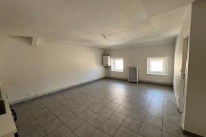 Thumbnail of property #331021659. Click for details