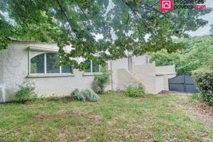 Thumbnail of property #331033769. Click for details