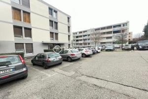Picture of listing #331039073. Appartment for sale in Marseille