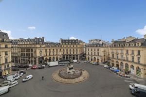 Picture of listing #331058252. Appartment for sale in Paris