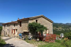 Photo de l'annonce nº 331063767. Maison à vendre sur Les Pilles