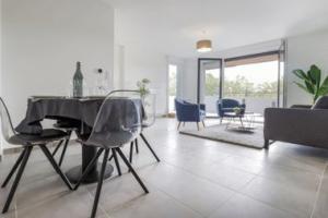 Picture of listing #331073826. Appartment for sale in Balma